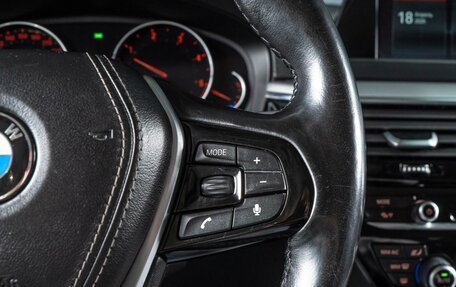 BMW 5 серия, 2018 год, 3 000 000 рублей, 15 фотография