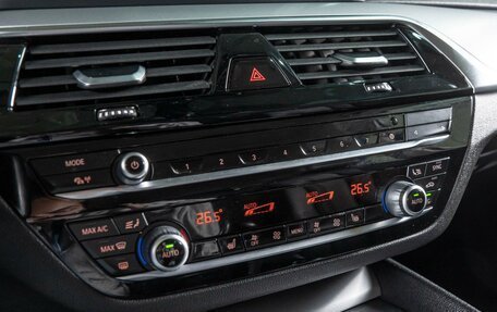 BMW 5 серия, 2018 год, 3 000 000 рублей, 19 фотография