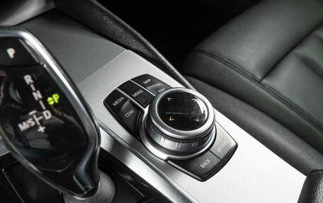 BMW 5 серия, 2018 год, 3 000 000 рублей, 21 фотография