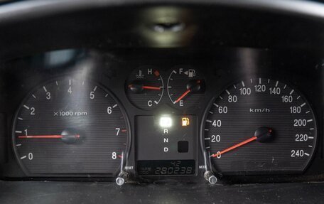 Hyundai Sonata IV рестайлинг, 2005 год, 610 000 рублей, 12 фотография