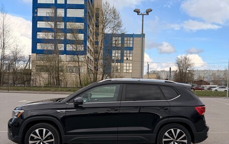 Volkswagen Taos, 2022 год, 1 950 000 рублей, 5 фотография