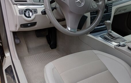 Mercedes-Benz E-Класс, 2011 год, 1 650 000 рублей, 16 фотография