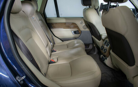 Land Rover Range Rover IV рестайлинг, 2018 год, 6 090 000 рублей, 10 фотография