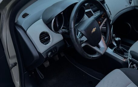 Chevrolet Cruze II, 2012 год, 650 000 рублей, 5 фотография