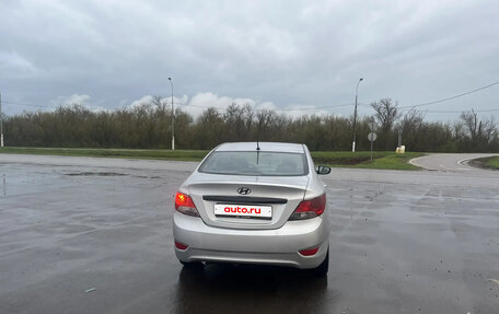 Hyundai Solaris II рестайлинг, 2013 год, 550 000 рублей, 6 фотография