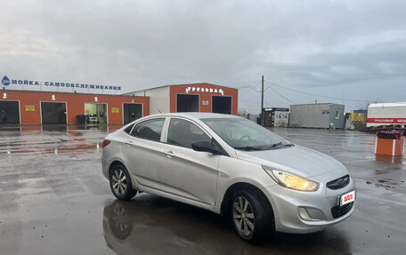 Hyundai Solaris II рестайлинг, 2013 год, 550 000 рублей, 3 фотография