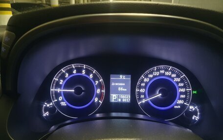 Infiniti QX70, 2013 год, 2 200 000 рублей, 11 фотография