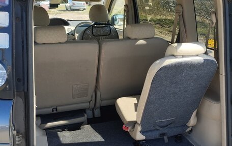 Toyota Sienta I, 2010 год, 750 000 рублей, 4 фотография