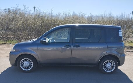 Toyota Sienta I, 2010 год, 750 000 рублей, 14 фотография