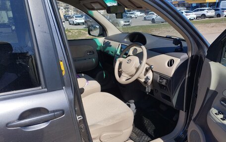 Toyota Sienta I, 2010 год, 750 000 рублей, 16 фотография