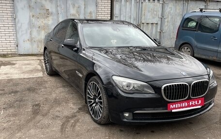 BMW 7 серия, 2010 год, 1 700 000 рублей, 3 фотография