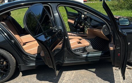 BMW 7 серия, 2010 год, 1 700 000 рублей, 10 фотография