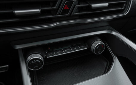 Geely Coolray I, 2022 год, 2 060 000 рублей, 16 фотография