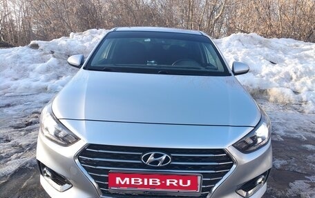 Hyundai Solaris II рестайлинг, 2017 год, 1 400 000 рублей, 1 фотография