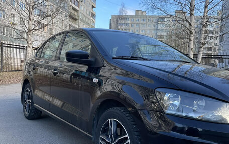 Volkswagen Polo VI (EU Market), 2017 год, 1 200 000 рублей, 2 фотография