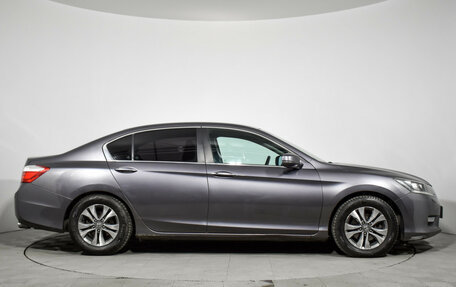 Honda Accord IX рестайлинг, 2013 год, 1 299 000 рублей, 4 фотография