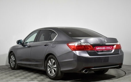 Honda Accord IX рестайлинг, 2013 год, 1 299 000 рублей, 7 фотография
