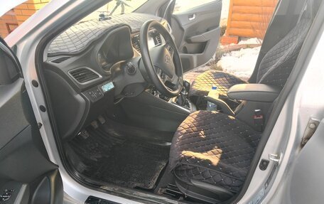 Hyundai Solaris II рестайлинг, 2017 год, 1 400 000 рублей, 8 фотография