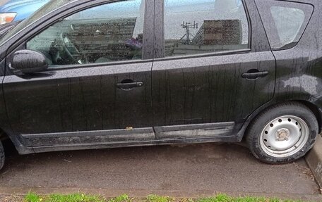 Nissan Note II рестайлинг, 2011 год, 700 000 рублей, 3 фотография