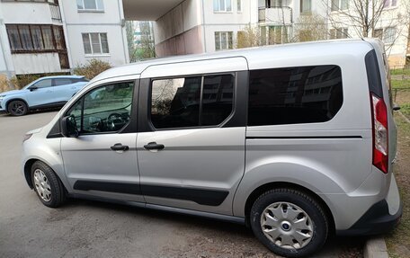 Ford Tourneo Connect II рестайлинг, 2017 год, 1 500 000 рублей, 7 фотография