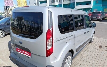 Ford Tourneo Connect II рестайлинг, 2017 год, 1 500 000 рублей, 6 фотография