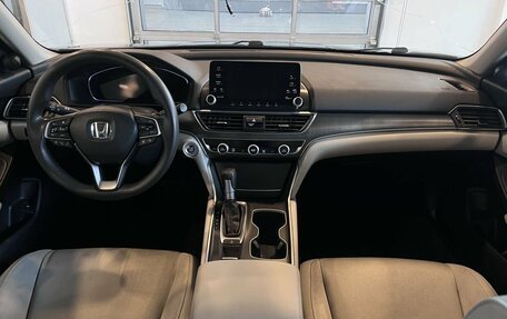 Honda Accord IX рестайлинг, 2018 год, 2 097 000 рублей, 9 фотография