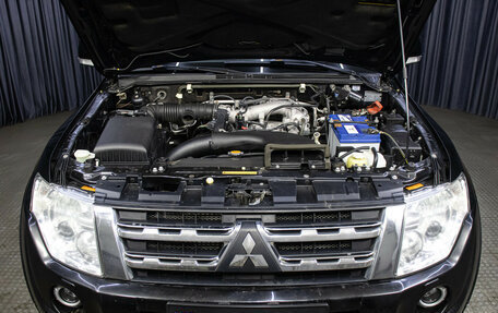 Mitsubishi Pajero IV, 2012 год, 1 549 000 рублей, 9 фотография