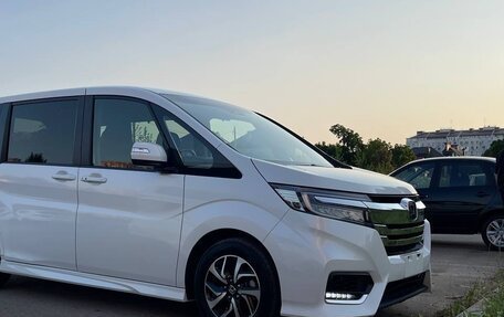 Honda Stepwgn IV, 2020 год, 2 600 000 рублей, 1 фотография