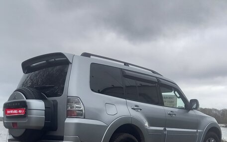 Mitsubishi Pajero IV, 2011 год, 1 800 000 рублей, 1 фотография