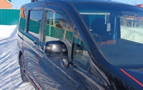 Honda Stepwgn IV, 2012 год, 1 500 000 рублей, 2 фотография