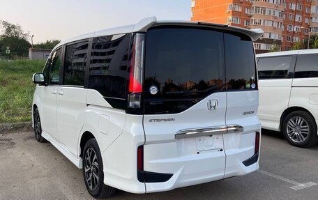 Honda Stepwgn IV, 2020 год, 2 600 000 рублей, 6 фотография