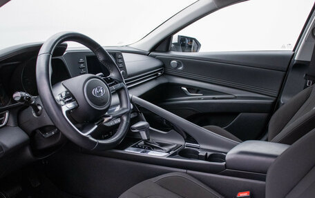 Hyundai Elantra, 2021 год, 2 070 000 рублей, 9 фотография