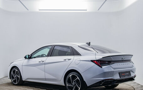 Hyundai Elantra, 2021 год, 2 070 000 рублей, 3 фотография