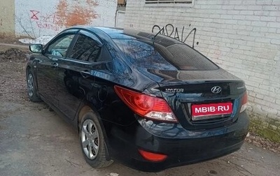 Hyundai Solaris II рестайлинг, 2012 год, 900 000 рублей, 1 фотография