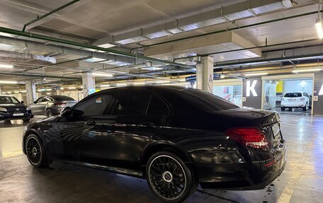 Mercedes-Benz E-Класс, 2019 год, 3 500 000 рублей, 5 фотография