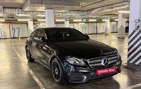 Mercedes-Benz E-Класс, 2019 год, 3 500 000 рублей, 3 фотография