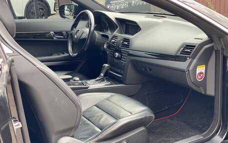 Mercedes-Benz E-Класс, 2009 год, 1 111 111 рублей, 24 фотография