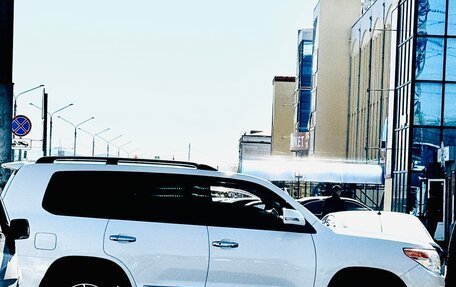 Toyota Land Cruiser 200, 2012 год, 4 150 000 рублей, 10 фотография