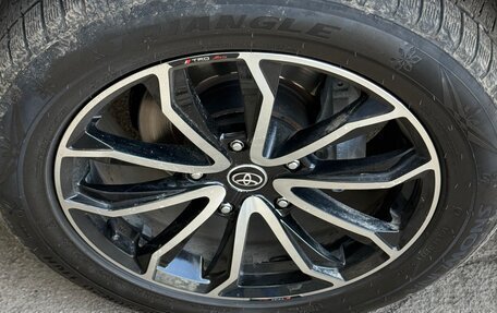 Toyota Land Cruiser 200, 2012 год, 4 150 000 рублей, 14 фотография