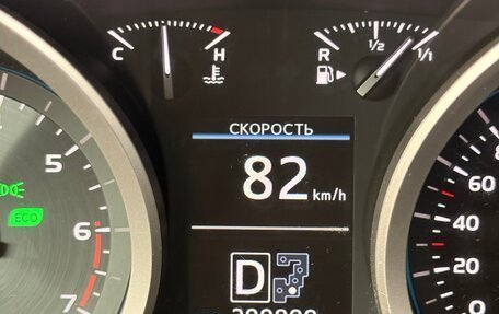 Toyota Land Cruiser 200, 2012 год, 4 150 000 рублей, 17 фотография