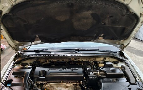 Toyota Avensis III рестайлинг, 2004 год, 700 000 рублей, 15 фотография