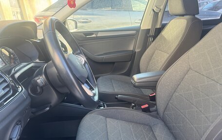 Volkswagen Polo VI (EU Market), 2021 год, 1 950 000 рублей, 6 фотография