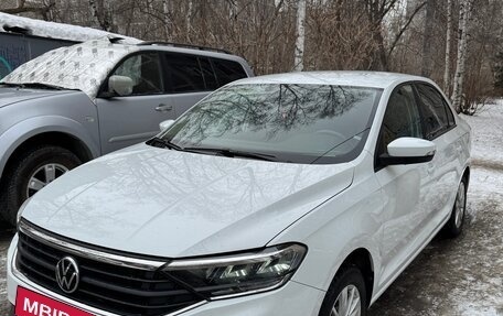 Volkswagen Polo VI (EU Market), 2021 год, 1 950 000 рублей, 3 фотография