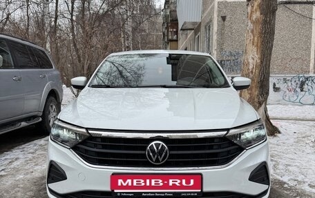 Volkswagen Polo VI (EU Market), 2021 год, 1 950 000 рублей, 2 фотография