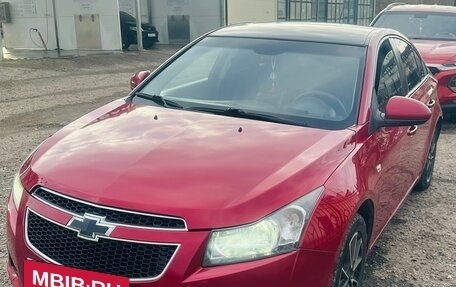 Chevrolet Cruze II, 2010 год, 600 000 рублей, 2 фотография