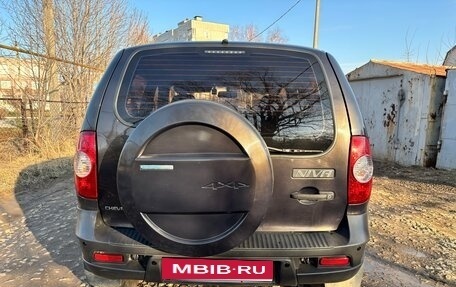 Chevrolet Niva I рестайлинг, 2012 год, 515 000 рублей, 4 фотография