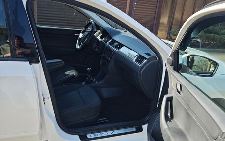 Skoda Rapid I, 2017 год, 1 050 000 рублей, 11 фотография