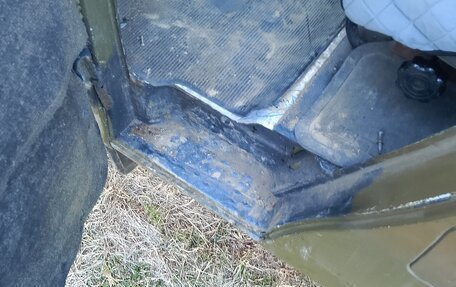 ЛуАЗ 3151, 2002 год, 250 000 рублей, 6 фотография