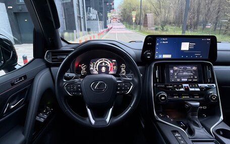 Lexus LX, 2024 год, 13 390 000 рублей, 20 фотография