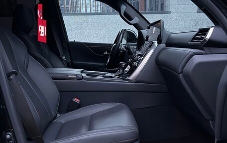 Lexus LX, 2024 год, 13 390 000 рублей, 30 фотография